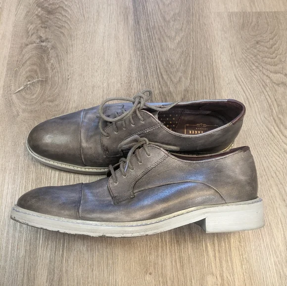 Ted Baker London Aokii 2 Leather Cap Toe Derby Dress Shoe. Size 7.5 Amazon.com | Ted Baker Men main image 4